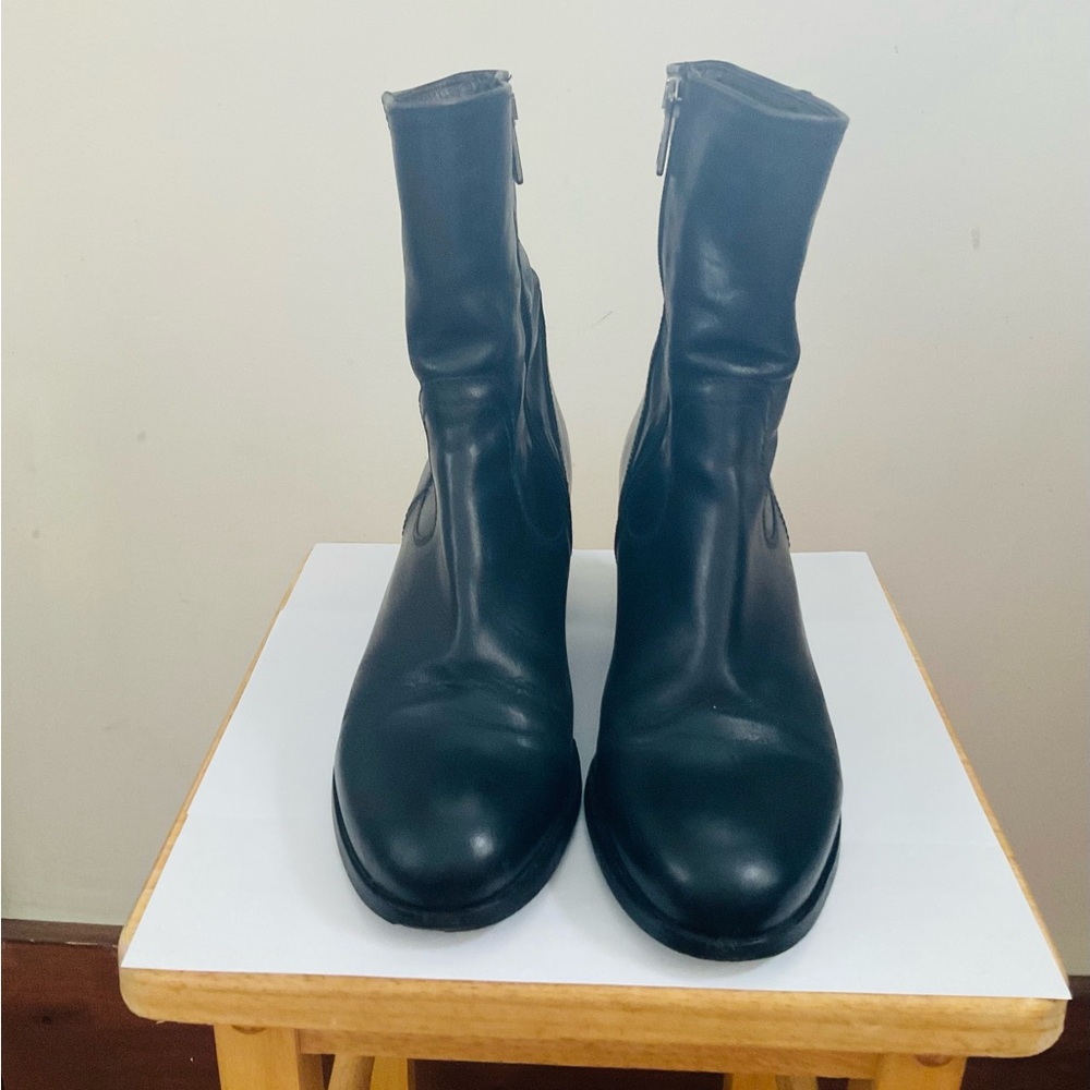 Zinda, black heeled booties, size 39 (8.5)